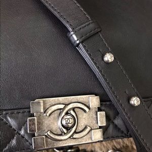 💯Authentic Boy bag with Ruthenium hardware